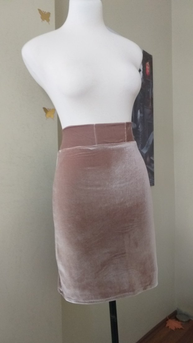 Bej Kadife Likralı Midi Eteği - Görsel 3