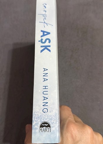 Çarpık Aşk - Ana Huang - Görsel 3