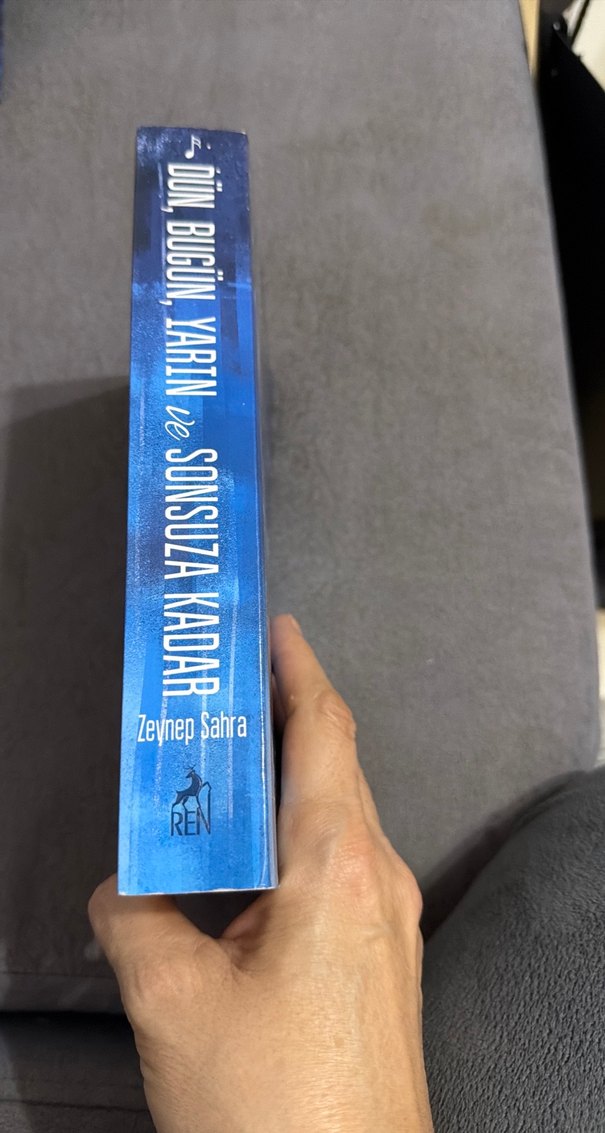 Dün, Bugün, Yarın ve Sonsuza Kadar - Zeynep Sahra - Görsel 3