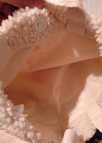 Beyaz Peluş Detaylı Kadın El Çantası - Görsel 5