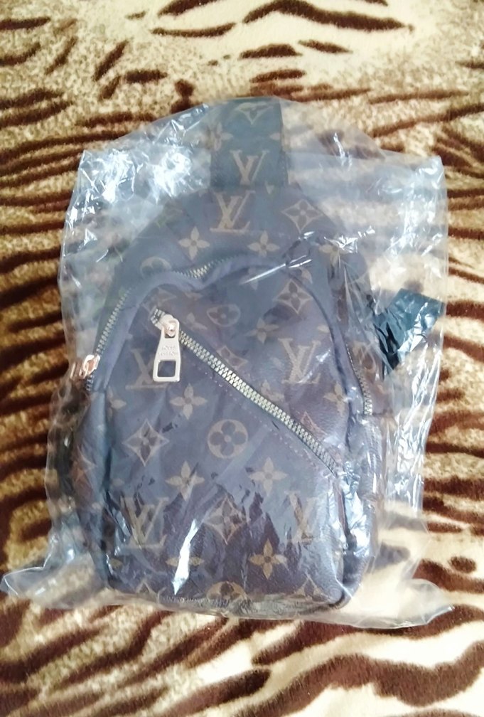 Kahverengi Deri Kadın Çapraz Çanta Luis Vuitton baskılı - Görsel 2