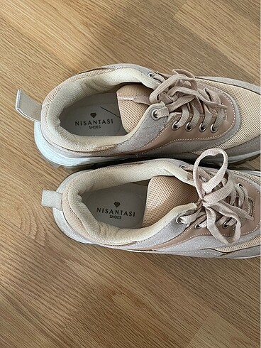 39 Beden Sneaker