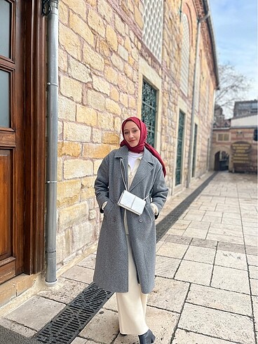 Krem pul görünümlü triko takım