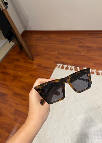  Beden Kahverengi H&M Kadın Güneş Gözlüğü