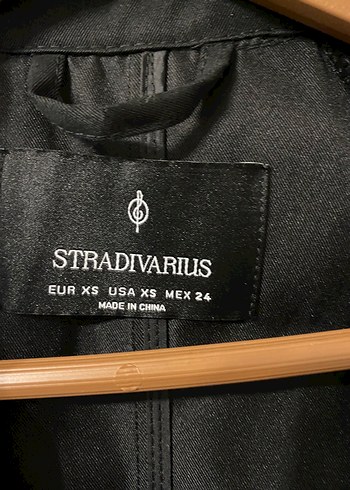 Stradivarius Siyah Uzun Trençkot - Görsel 3