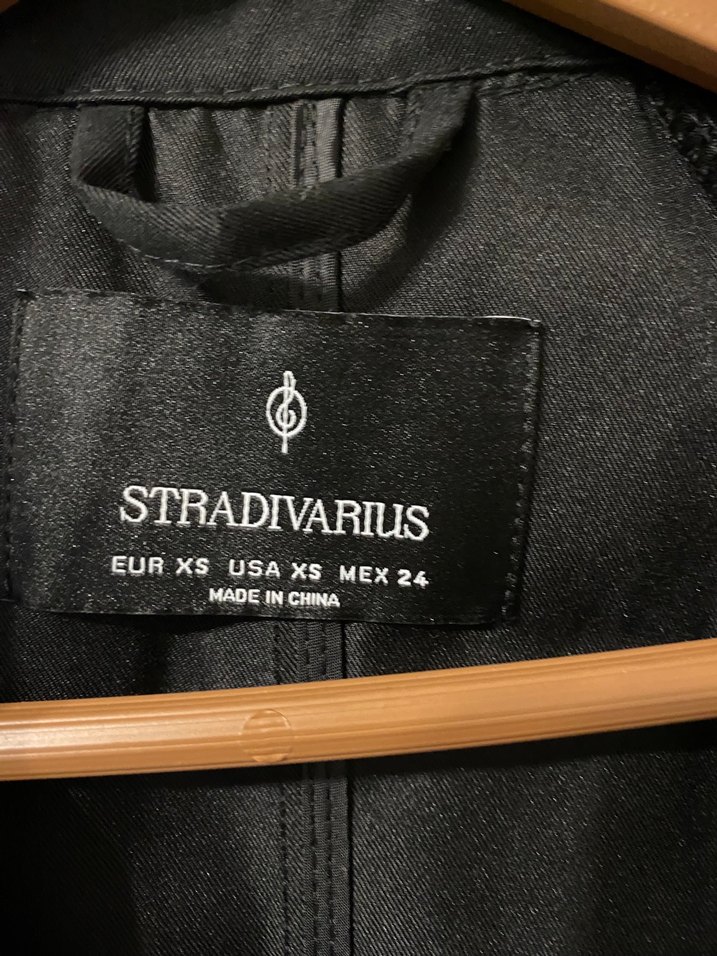 Stradivarius Siyah Uzun Trençkot - Görsel 3