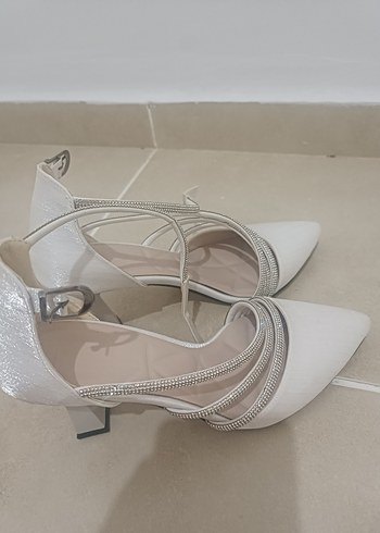 Diğer Beyaz Stiletto Topuklu Kadın Abiye Ayakkabı