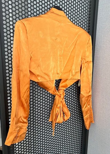 Bershka Bağlamalı Crop Gömlek - Görsel 4