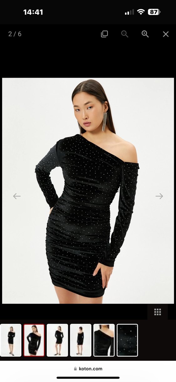 Koton Siyah Asimetrik Yaka Taşlı Kadife Elbise - Görsel 2