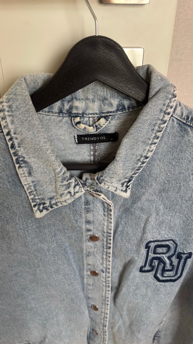 Trendyol Milla Düğmeli Gri Kadın Kot Ceket - Görsel 3