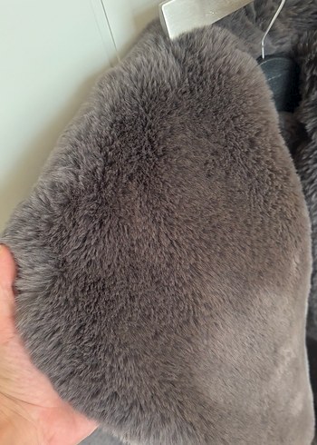 Gri Kapüşonlu Kadın Peluş Mont - Görsel 11