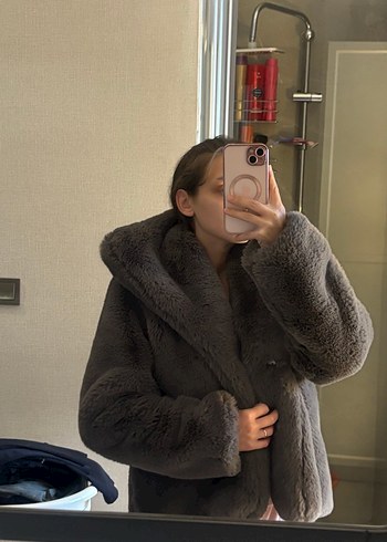 Gri Kapüşonlu Kadın Peluş Mont - Görsel 7