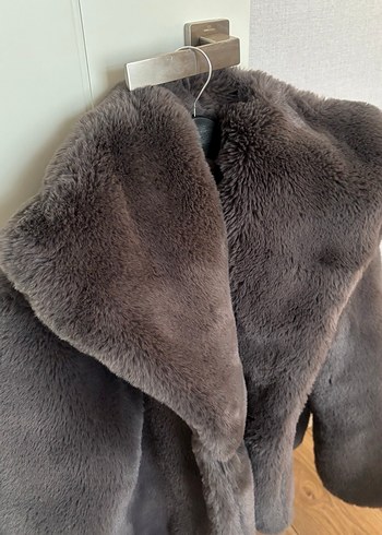 Gri Kapüşonlu Kadın Peluş Mont - Görsel 8