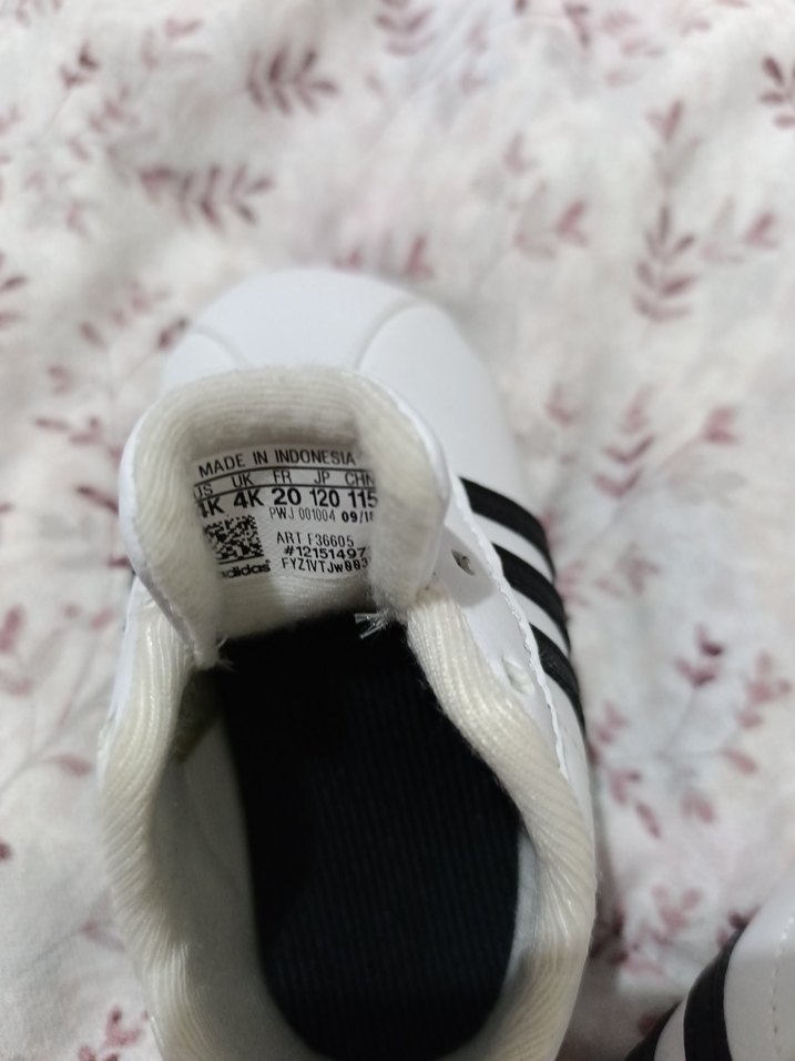 Beyaz Erkek Çocuk Adidas Spor Ayakkabı - Görsel 2