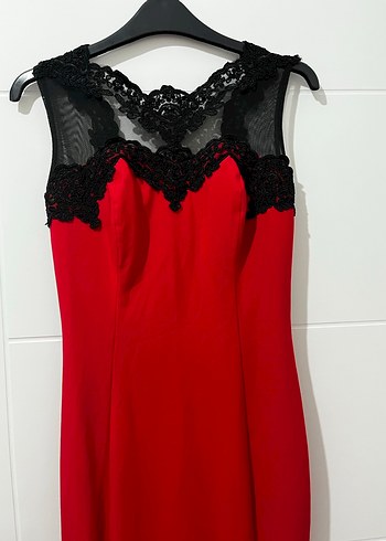Dantelli V Yakalı Kırmızı Uzun Abiye Elbise - Görsel 5