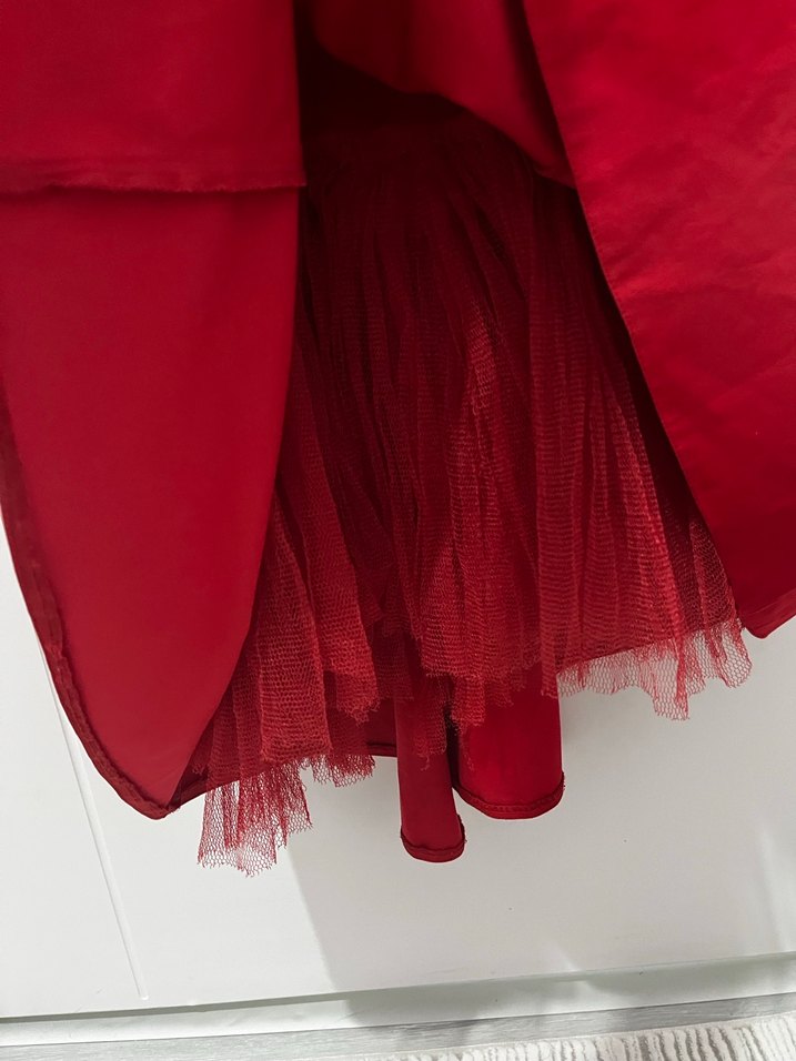 Dantelli V Yakalı Kırmızı Uzun Abiye Elbise - Görsel 4