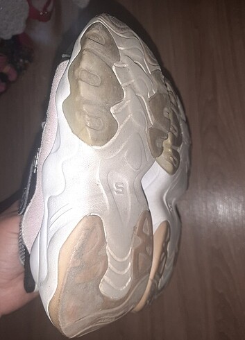 26 Beden siyah Renk Kiz cocuk skechers ayakkabi orjinal
