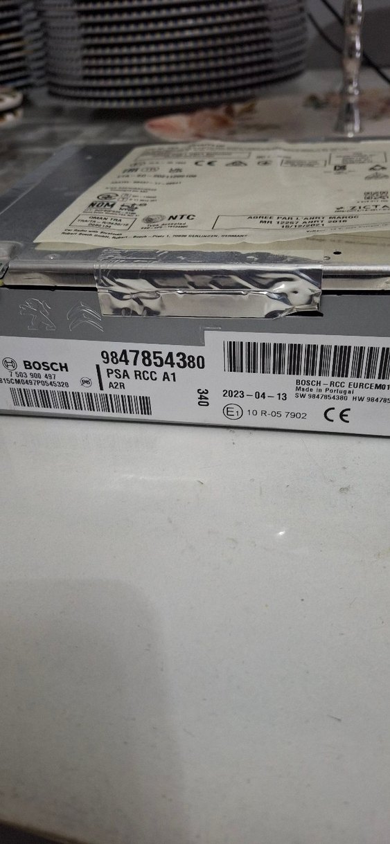 Siyah Ekranlı Monitör - Görsel 4