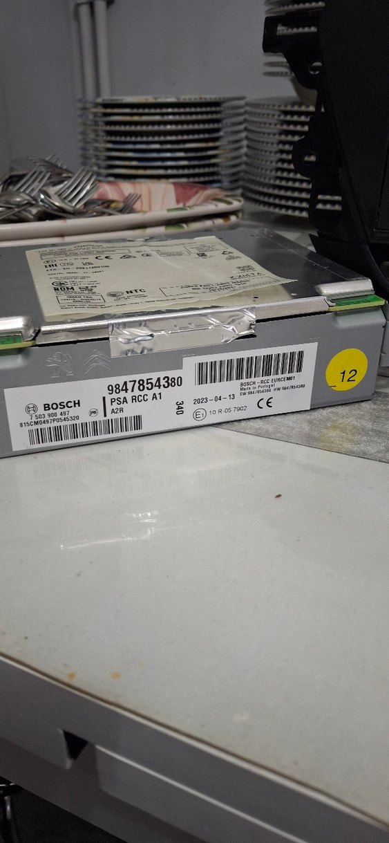 Siyah Ekranlı Monitör - Görsel 2