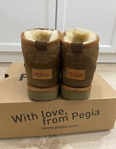 39 Beden Pegia ugg bot