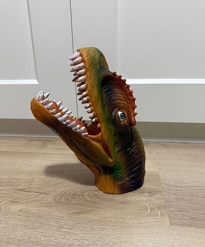 Dinozor el kuklası