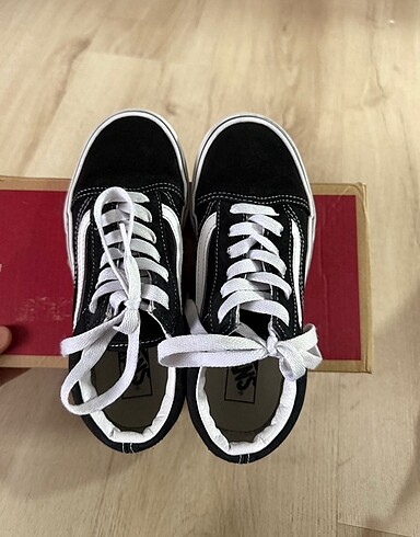 33 Beden siyah Renk Vans spor ayakkabı