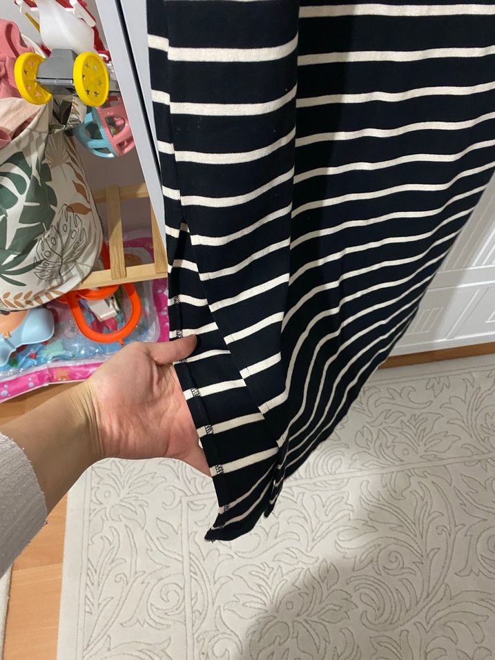 Çizgili Siyah Uzun Kolsuz Elbise - Görsel 3