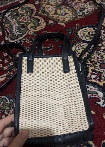 Siyah Baskılı Fermuarlı Kadın Çanta - Görsel 2