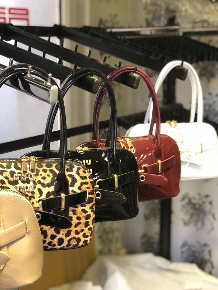 miu miu Parlak Deri Kadın Çanta - Görsel 4