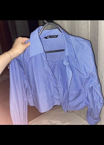 xs Beden Zara crop gömlek