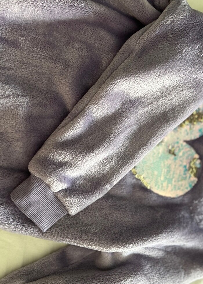 H&M peluş sweatshirt 6.7 yaş - Görsel 4