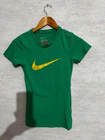 NIKE T SHIRT