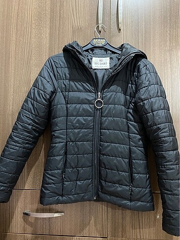 36 Beden Siyah Mont