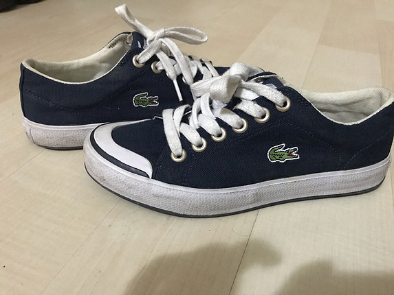 Lacoste spor ayakkabı 