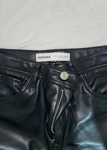 Deri Siyah Kadın Midi Pantolon - Görsel 4