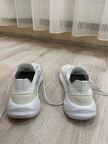 44 Beden beyaz Renk Original adidas ozelia