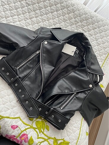 Zara SUNİ DERİ CROP BIKER CEKET