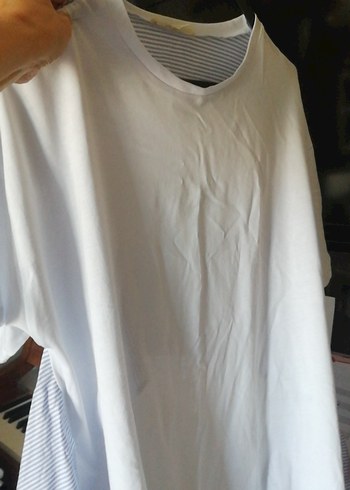 Beyaz Oversize Tişört