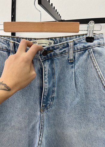 Kadın Bol Kesim Jean - Görsel 2