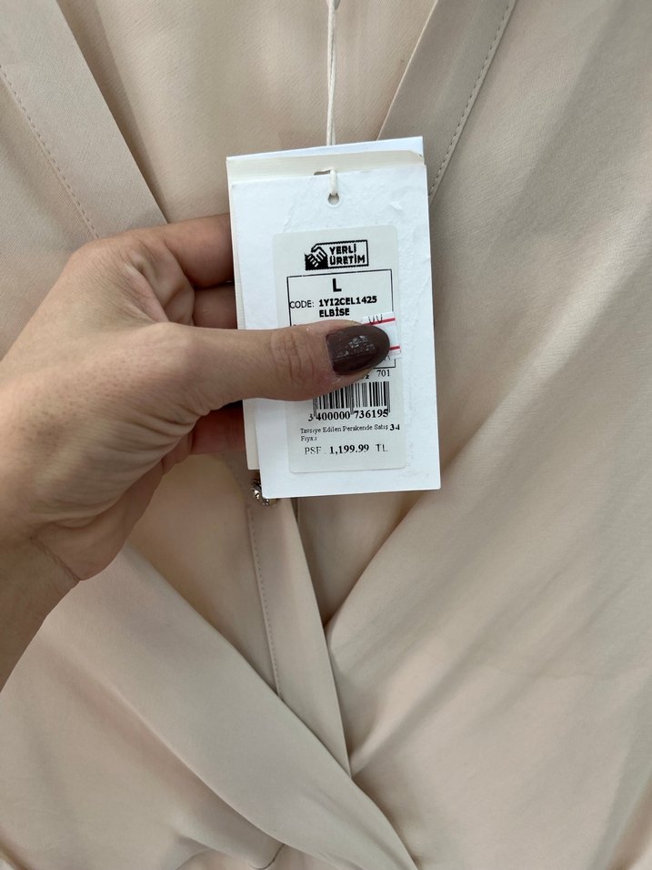 Bej Drapeli Uzun Kollu V Yaka Kadın Elbise - Görsel 2