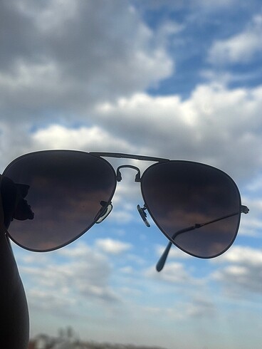  Beden Rayban güneş gözlügü