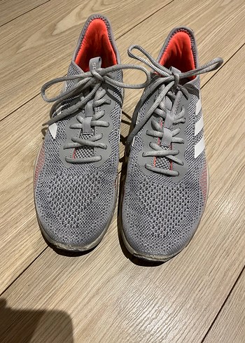 Adidas 44