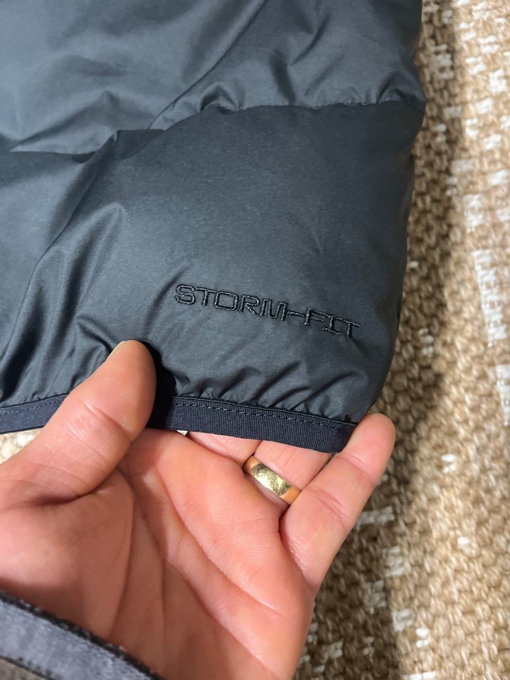 Siyah Şişme Yelek, Fermuarlı, Yüksek Yaka kaz tüyü - Görsel 3