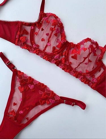 Bralet takım