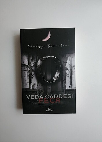 Veda Caddesi Fecr Sümeyye Demirkan 