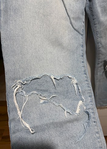 Mavi Yırtık Detaylı Salaş Kot Pantolon - Görsel 2