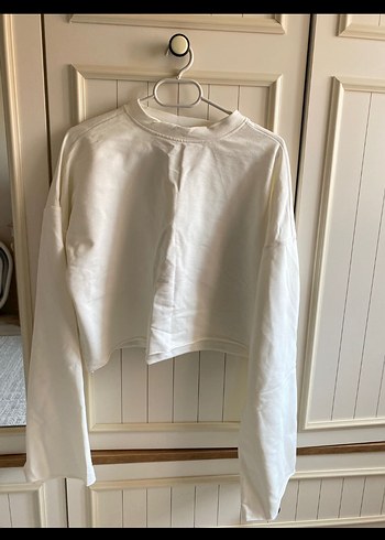 Beyaz Basic Uzun Kollu Sweatshirt