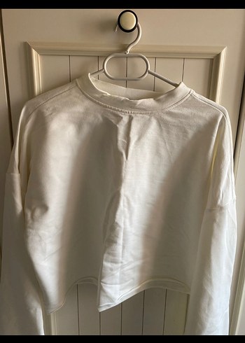 Zara Beyaz Basic Uzun Kollu Sweatshirt