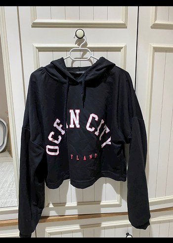 Siyah Kapüşonlu Baskılı Kadın Sweatshirt