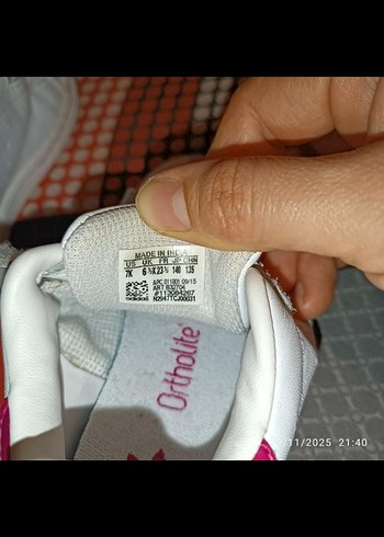 adidaskids Kız Çocuk Beyaz Cırtlı Spor Ayakkabı - Görsel 5